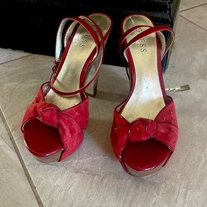 Super cute guess heels